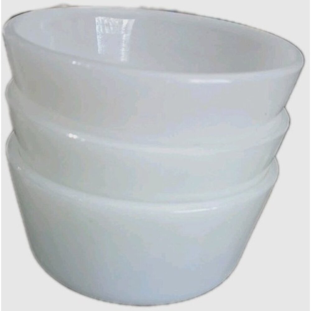 Fire King Anchor Hocking Vintage 3 Ramekins 6 oz Custard Cups White Milk Glass